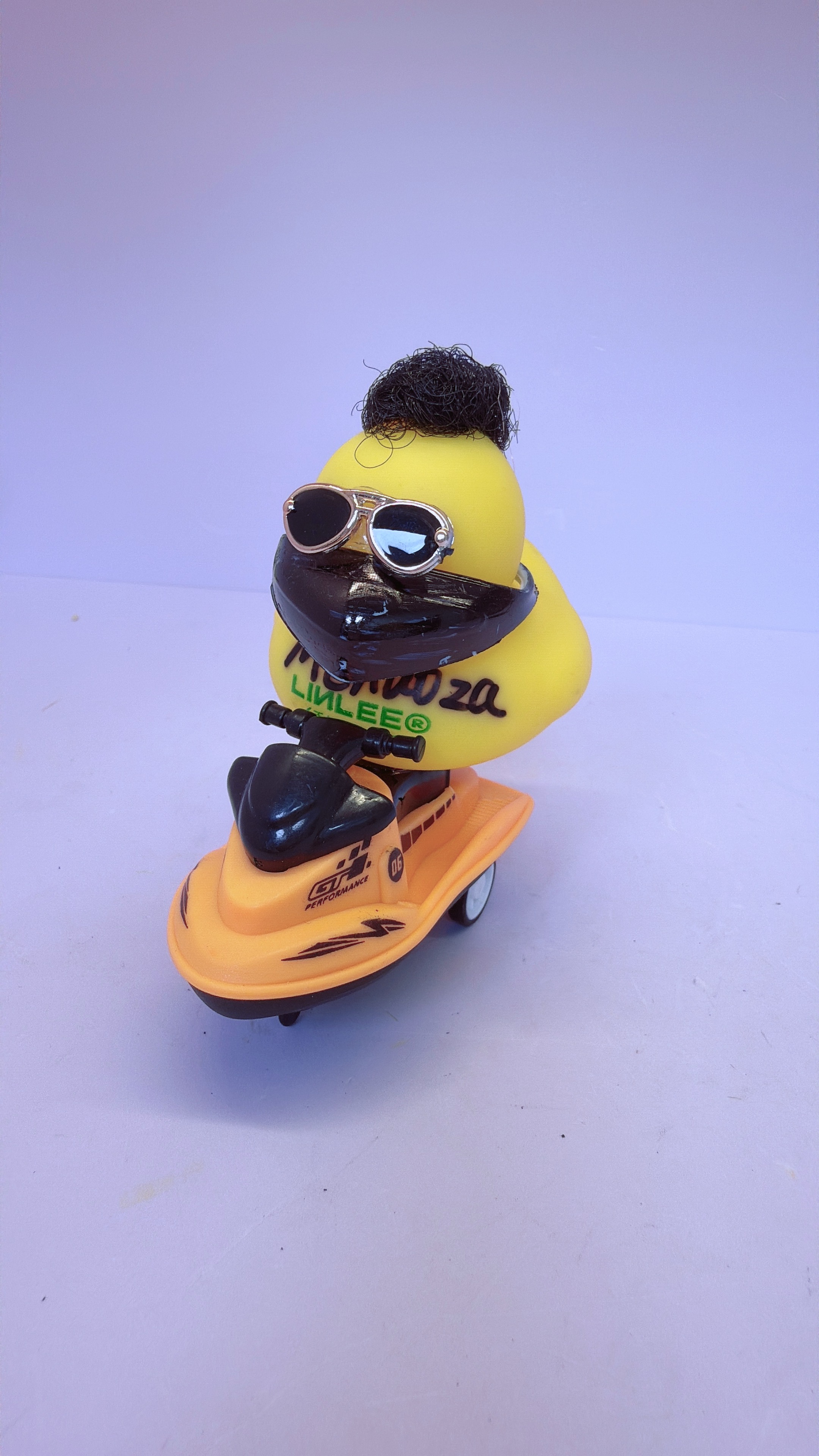 No.3 Duck
