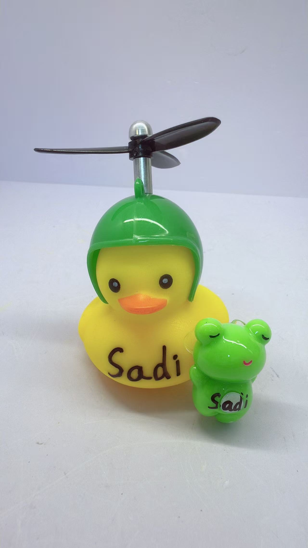 No.8 duck
